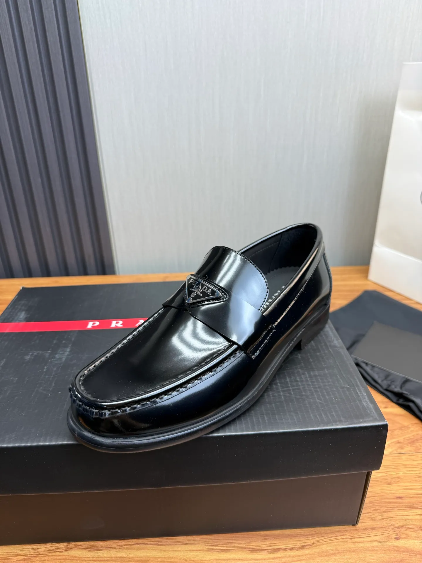 Factory price 580💰 ＰＲＡＤＡPrada. Men's business casual leather shoes, luxurious and noble👞All imported original brand leather materials, just to create a more comfortable wearing experience, upper: original cowhide. Frosted cowhide➕Imported full cowhide, original outsole✔️36-45 (45 non-returnable)